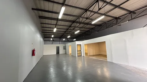 566 Pretoria Rd - Silverton Motor City - 250m² (1).